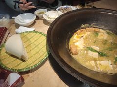 -陈大锅·岳阳鱼馆·地道岳阳菜(美食街店)