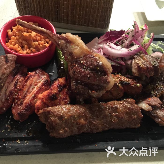 bus grill 巴士扒房-土耳其烤肉图片-北京牛排-大众点评网