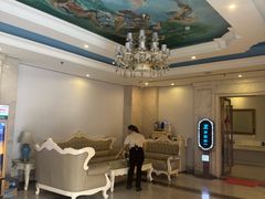 -黄金水汇·美食(文锦渡店)