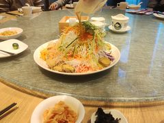 鸿运发财鱼生捞起-莆田餐厅PUTIEN(金融街购物中心店)