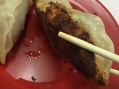 -黄阿姨锅贴大王(万航渡路店)