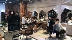 -PE SALON