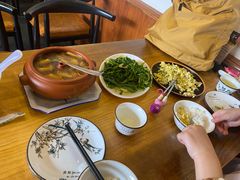 -小厨子私房菜·云南美食店