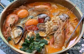 Seafood Tom Yum Mama Noodles