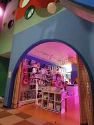 -欧酷世界动力星球(王府井奥莱UP TOWN店)