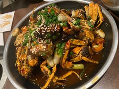油闷大闸蟹-一棠龙虾•王牌虾球(光谷天地店)