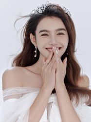 -至臻微拉婚纱摄影