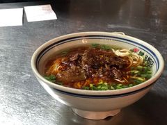 -矮子粉店1985·长沙米粉(湘春路店)