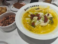 -渝是乎酸菜鱼(龙旗购物中心店)