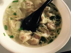 小馄饨-月亮生煎大王