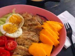 芒果鸡肉沙拉-V&A cafe