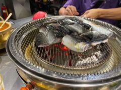 活鳗鱼-本炙炭烤·蒲烧活鳗料理店(金沙洲店)