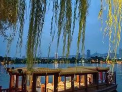 -鹊华居·地道鲁菜·海鲜·融合味(大明湖店)