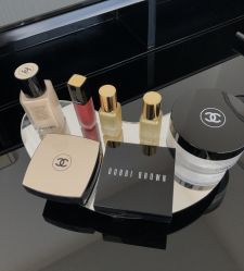 -JNK皮肤管理中心