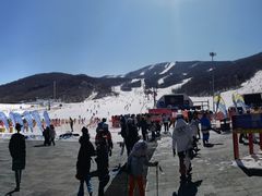-中旅松花湖滑雪场