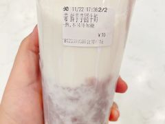 鲜芋芋圆牛奶-CoCo都可(昆百大店)