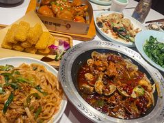 -亚伟瓦罐面美食城(淇县总店)