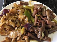 -大众食代铁板烧烤肉自助餐厅