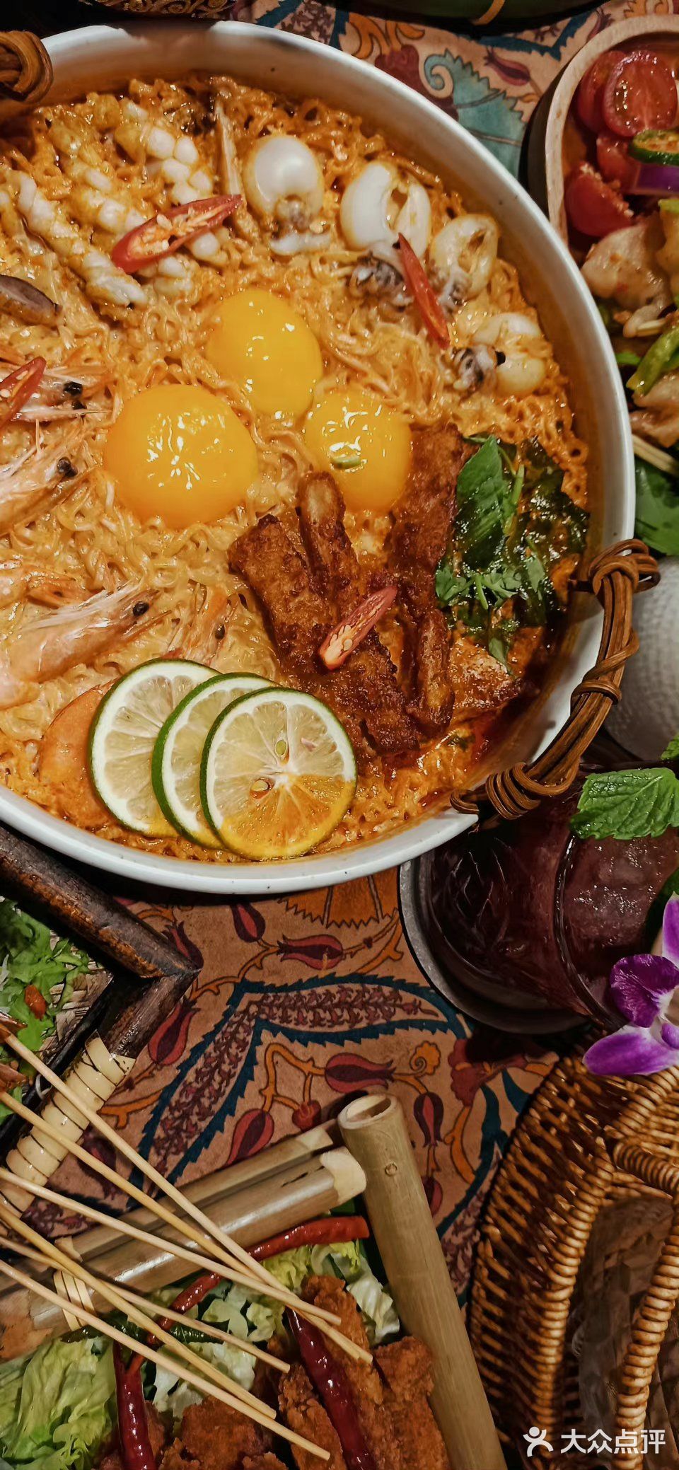 版纳探店/遇见东南亚音乐餐吧