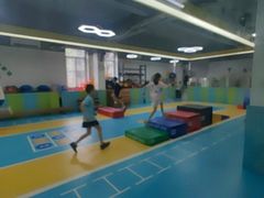-逗你运动体能训练中心(冠城店)