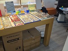 -天空之镜眼镜店蔡司依视路配镜授权零售店(望京颐堤港店)