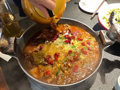 -万重锦·人文川菜馆(骡马市店)