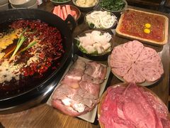-周幺妹重庆老火锅(银泰城总店)