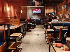 大堂-老墙根涮肉·铜锅·烧烤(欢乐谷·王四营店)