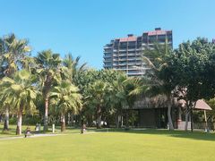 -三亚湾海居铂尔曼度假酒店