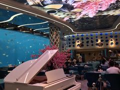 避风塘基围虾-瑞德姆美人鱼海底演艺主题餐厅(亚龙湾店)