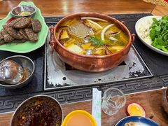 -三锅莊·牦牛肉火锅·香格里拉特色藏餐宴请餐厅(菱角塘路店)