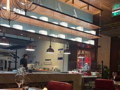 -恰餐厅及酒吧 CHAR Bar & Grill (北京丽都皇冠假日店)