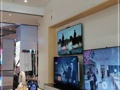 -华为授权体验店(中山公园来福士)