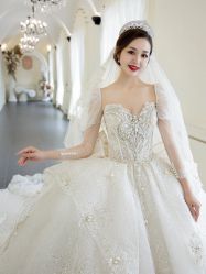 -艾朵婚纱