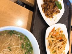 -西部马华清真兰州牛肉面·烧烤夜市(关东店)