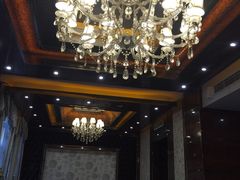 -半岛公馆(淞兴西路店)