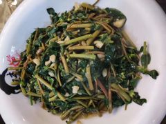 -临街徽菜馆·正宗黄山味