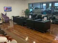 -天津波士信达奔驰4S店(卫津南路店)