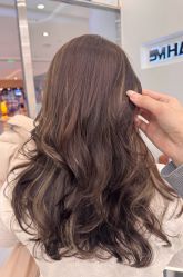 -5M HAIR SALON精品店