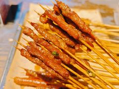 -老街烧烤大排档·地道湖北菜·龙虾馆(汉口火车站店)