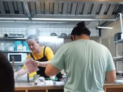 -灵芝妹子海鲜米线(劳动公园店)
