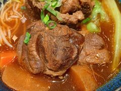 红烧牛腱汤面-馔豚·台北菜专门店(深圳湾万象城店)