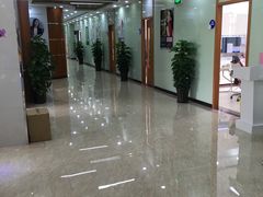 -茂菊口腔连锁(浦东南路店)