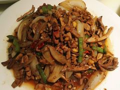 -梁家大院•农家菜(昆山会展中心店)