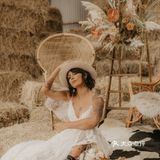 谷仓里的波西米亚婚礼  我喜欢这干草垛