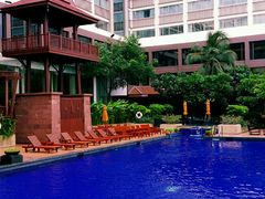 -曼谷湄南河畔华美达广场酒店