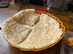 -花儿姐与战哥的美食档