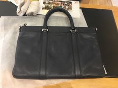 -爱革·奢品·鞋包·衣物·家居(金桥国际商业广场店)