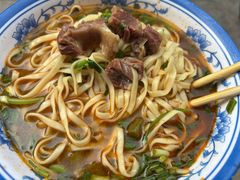 -魏旺湖北正宗牛肉面(硚口公园店)