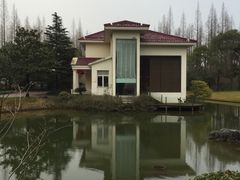 -上海怡沁园度假酒店